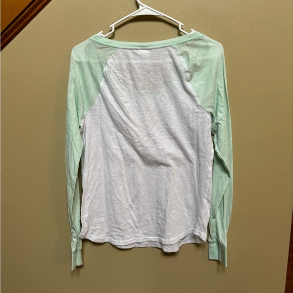 VS Pink long sleeved top - Picture 3 of 3